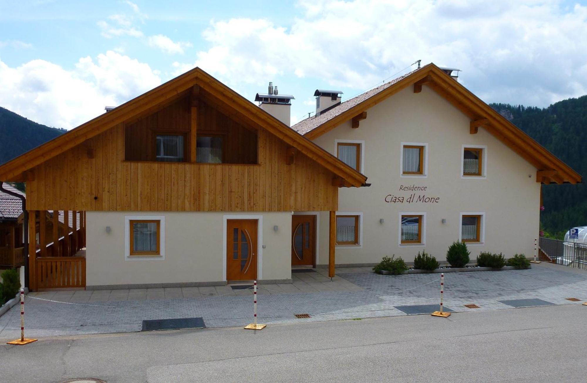 Residence Ciasa Dl Mone Colfosco Exterior foto